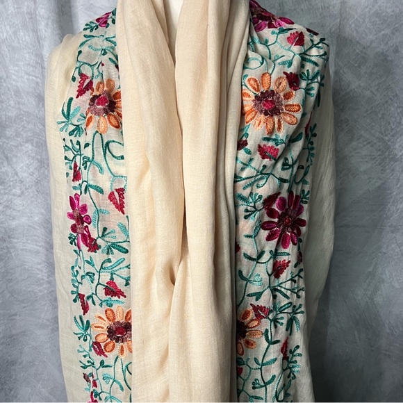 Floral Embroidered Cream Scarf Shawl or Wrap - Picture 3 of 9